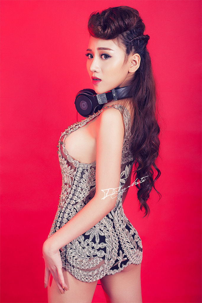 丈夫不在公迫我电视剧免费观看
